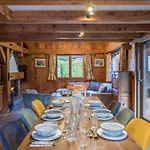 Altura- 5 Bedrooms - Jacuzzi And Sauna - By Cozee * Chamonix