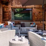 Altura- 5 Bedrooms - Jacuzzi And Sauna - By Cozee * Chamonix