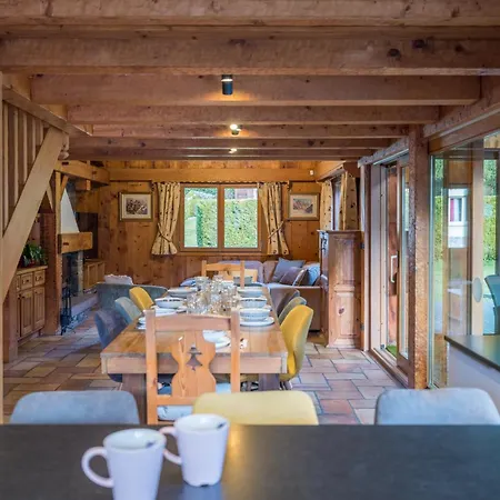 Altura- 5 Bedrooms - Jacuzzi And Sauna - By Cozee Chalet *