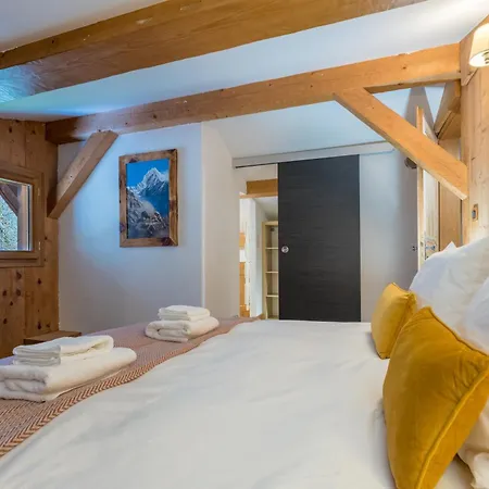 Altura- 5 Bedrooms - Jacuzzi And Sauna - By Cozee Chamonix