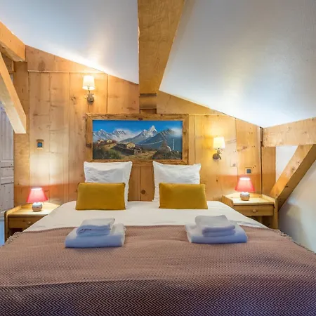 Altura- 5 Bedrooms - Jacuzzi And Sauna - By Cozee Chalet