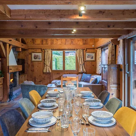 Altura- 5 Bedrooms - Jacuzzi And Sauna - By Cozee * Chamonix